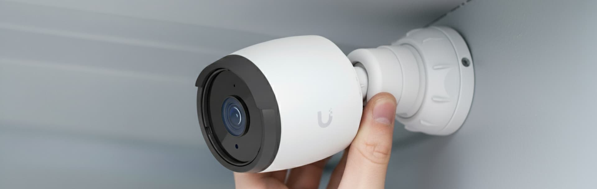 Security camera resolution planning for clear identification and coverage